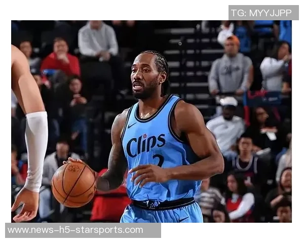 哈登全力追逐季后赛梦想小卡何时才能摆脱观赛生活